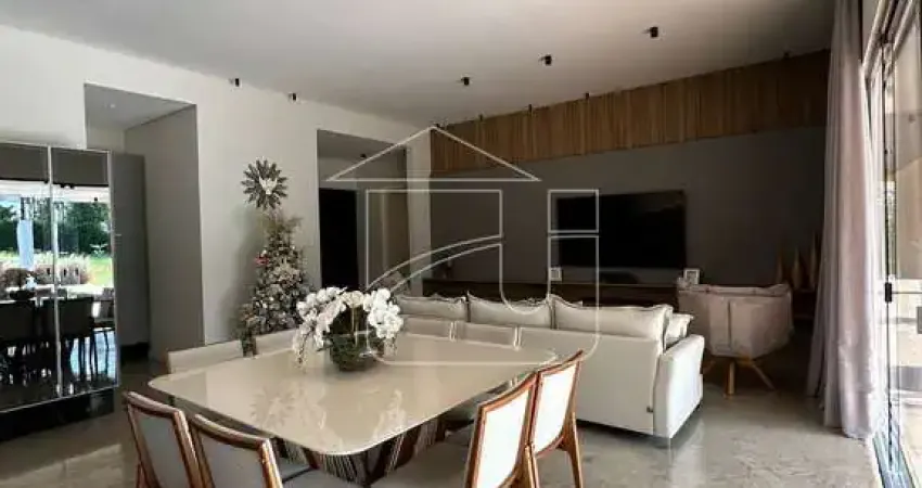 Casa em condomínio fechado à venda em Padre Nóbrega, Marília 