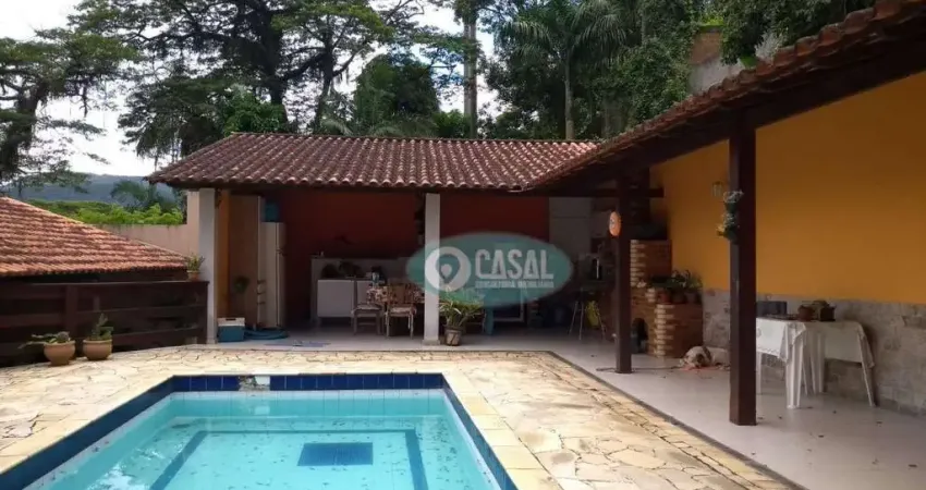 Casa com 04 Quartos à Venda no Engenho do Mato - Niterói/RJ.