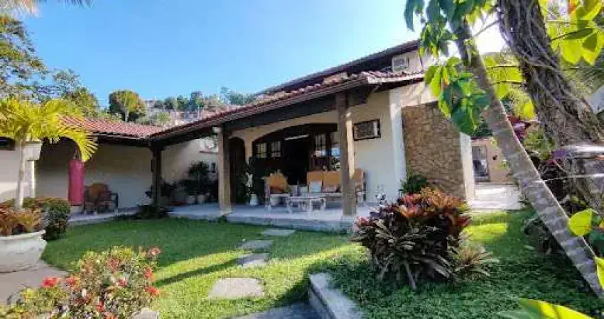 Casa com 3 quartos à venda na Rua Astor da Costa Menezes, 555, Itaipu, Niterói