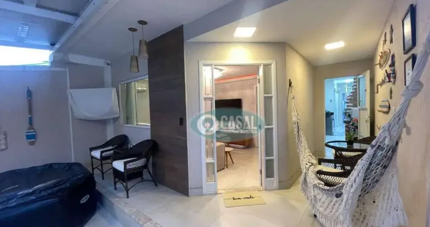 Casa Linear em Itaipu com 03 Quartos com Quintal e Churrasqueira!