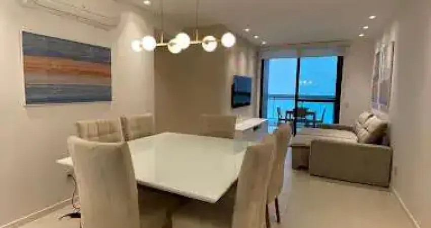Apartamento em Piratininga com 04 Quartos, Varandão e na Frente da Praia de Piratininga