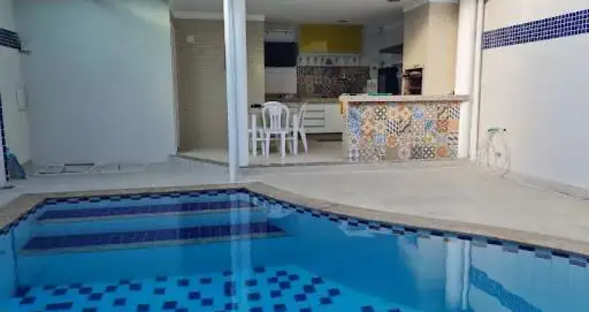 Casa com 03 Quartos à venda em Camboinhas - Niterói/RJ.