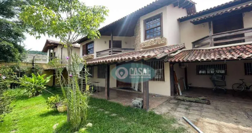 Casa com 06 Quartos em Piratininga em Terreno de 720 m² com Piscina, Sauna e Churrasqueira!