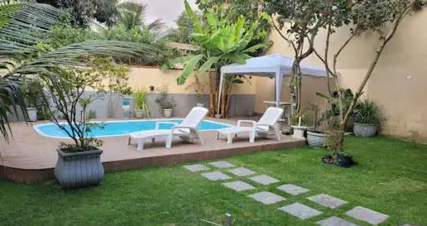 Casa com 06 Quartos à Venda no Engenho do Mato - Niterói/RJ