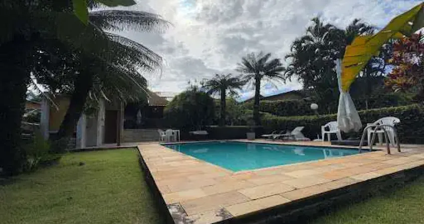 Casa em Condomínio com 03 Quartos à Venda, 300 m²- Piratininga - Niterói/RJ