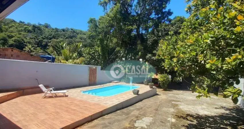 Casa Linear com 04 Quartos, Piscina e Amplo Quintal em Várzea das Moças - Niterói/RJ!