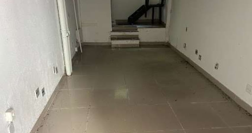 Loja à Venda com 80 m² em Piratininga - Niterói/RJ.