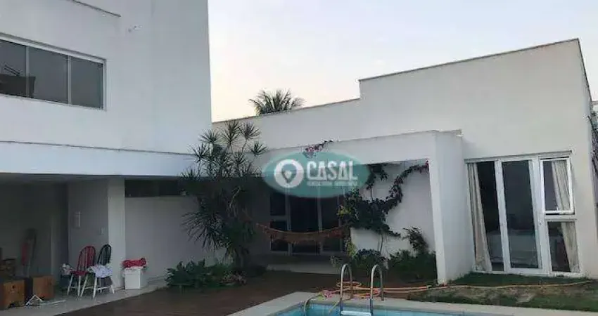 Casa com 04 Quartos à Venda, 140 m² em Itaipu - Niterói/RJ