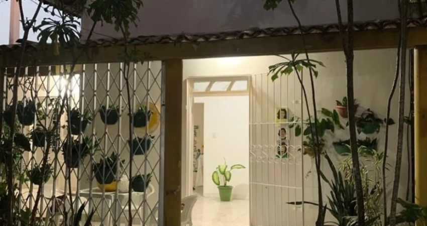 Casa com 3 quartos à venda na Rua Alto da Conceição, Arembepe (Abrantes), Camaçari