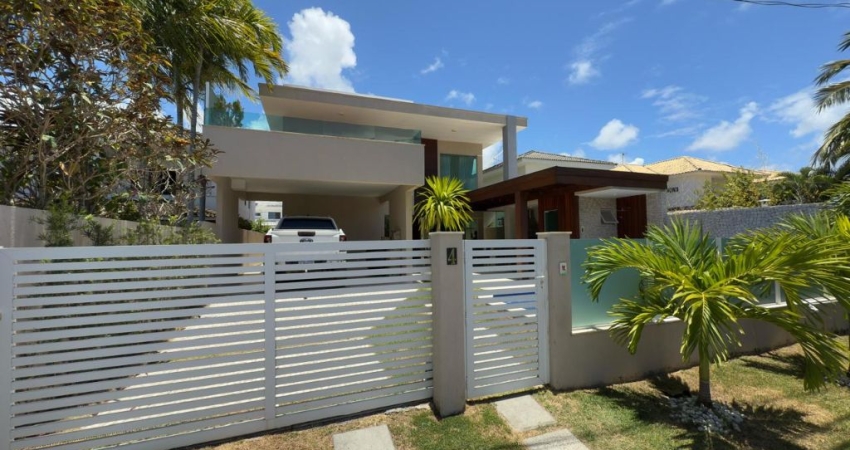 Casa de alto padrão na Av. Priscila Dutra, o metro quadrado mais valorizado da região de Pitangueiras - Lauro de Freitas