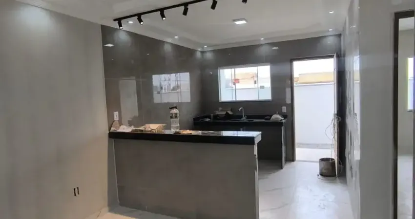 Vendo casa maravilhosa dentro de condomínio na praia de Unamar em Cabo Frio.