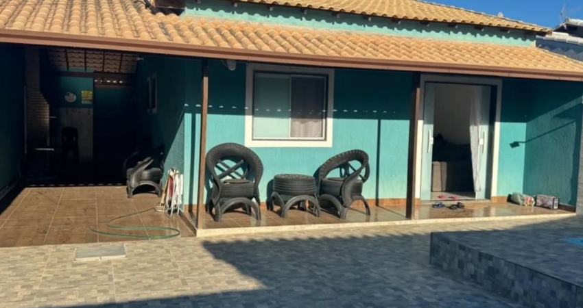 Casa maravilhosa dentro de condomínio com portaria 24h em Unamar - Cabo Frio.