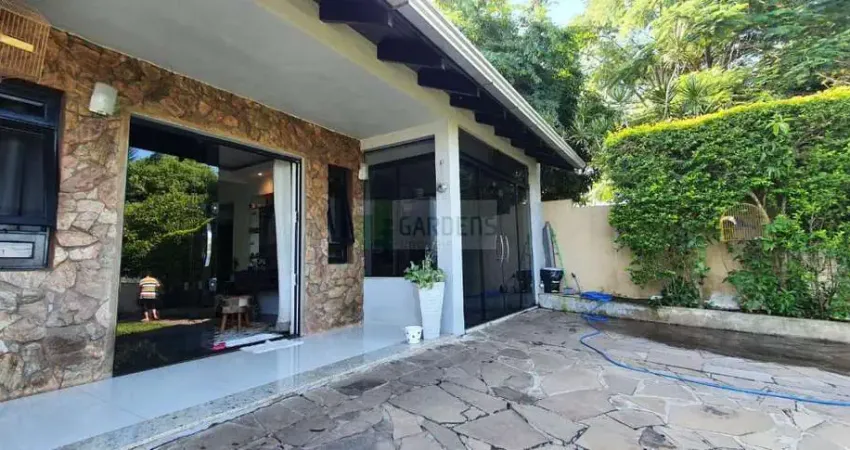 Casa Plana Frente Leste, com 128, m² Terreno com 516, m² Canudos, NH
