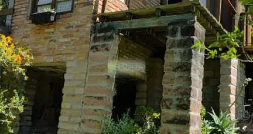 Casa com quintal à venda em lomba grande - 90m² de área construída