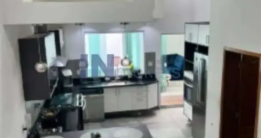 Imperdível: Casa à venda em Jundiaí-SP, Jardim Pacaembu, 4 quartos, 2 suítes, 2 salas, 4 banheiros, 4 vagas, 350m².