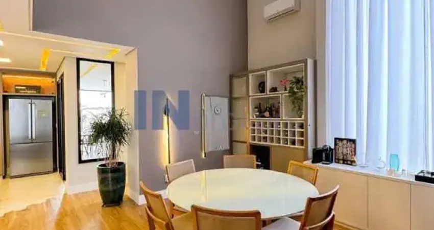 Casa de Condomínio de Luxo em Jundiaí-SP: 3 Quartos, 1 Suíte, 2 Salas, 4 Banheiros, Piscina Privativa, 4 Vagas, 289m² no Jardim Novo Mundo.