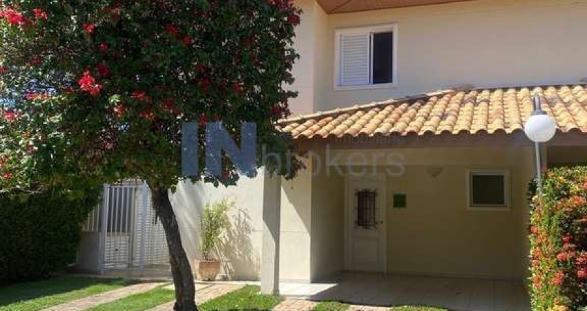 Casa de Condomínio de Luxo em Recanto Quarto Centenário, Jundiaí-SP: 3 quartos, 2 banheiros, 2 vagas de garagem.