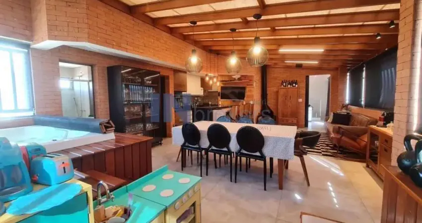 COBERTURA DUPLEX A VENDA COM 4 DORMITÓRIOS, CLOSET, ÁREA GOUMET COM JACUZZI E LAREIRA, 3 VAGAS NO BAIRRO VILA ARENS EM JUNDIAÍ SP