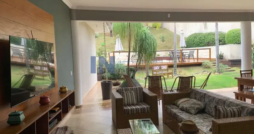 Casa a venda no condomínio portal da colina, 391m2, 4 dormitórios, 2 suítes, 6 vagas, permuta, piscina, área gourmet, churrasqueira, jundiaí/sp,térrea