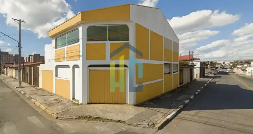 Casa com 3 quartos para alugar na Rua Kaneji Kodama, 1243, Vila Figueira, Suzano