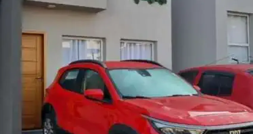 Casa para Venda em Santana de Parnaíba, Fazendinha, 3 dormitórios, 1 suíte, 2 banheiros, 2 vagas