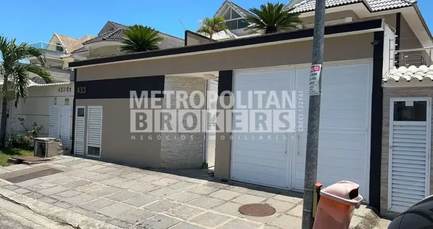 Casa triplex à venda com conforto e sofisticação no recreio dos bandeirantes