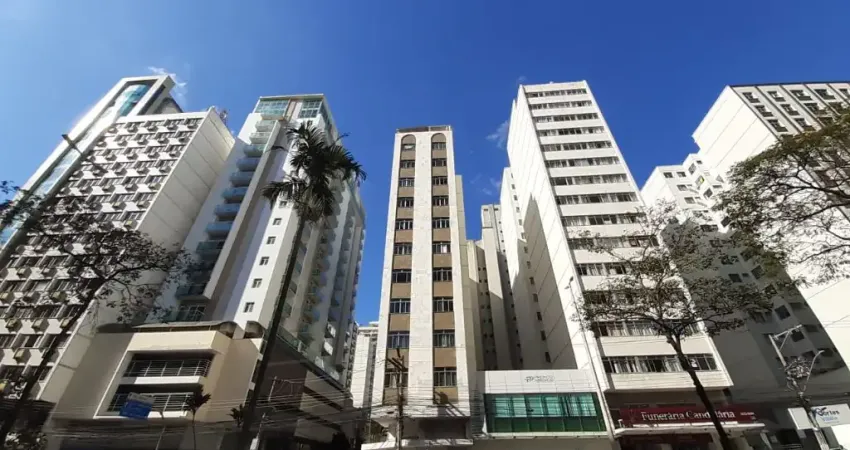 Lindo apartamento 3 quartos, suíte, vaga, lazer, Centro