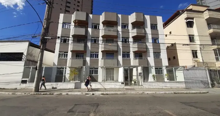 Apartamento de 2/4 com vaga no Alto dos Passos