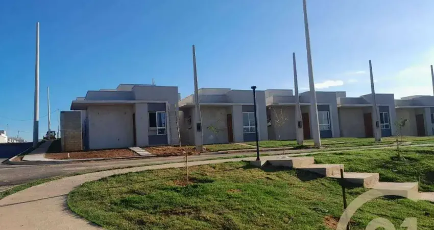 Casa com 3 dormitórios à venda, 69 m² por R$ 650.000,00 - Condomínio Villa Magari - Sorocaba/SP