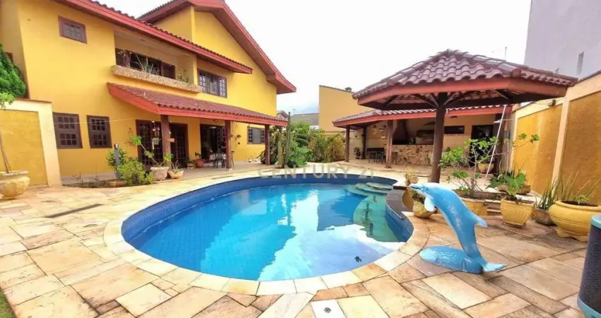 Linda Casa com 4 quartos à venda, 419 m² de a.c, 600m2 de terreno por R$ 2.200.000 - Condomínio Granja Olga II - Sorocaba/SP