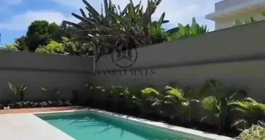 Sobrado no Condomínio Reserva de Santa Luísa, com 4 suítes, 428m²