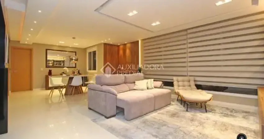 Apartamento a Venda com 3 Quartos, 2 Vagas Passo da Areia