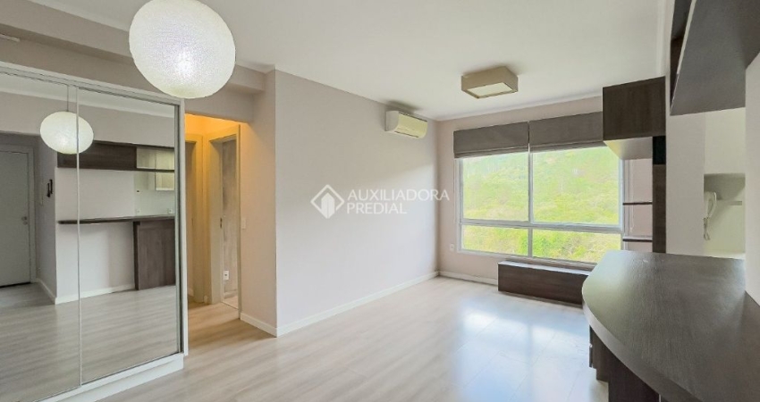 Apartamento 2 quartos, semi mobiliado, suite, churrasqueira, 2 vagas , infraestrutura completa!!