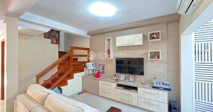 Casa com 3 quartos à venda na Rua Liberal, 643, Tristeza, Porto Alegre