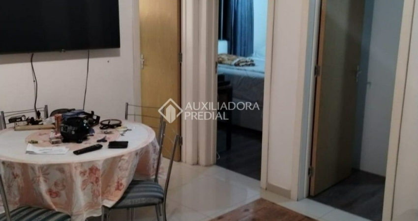Apartamento 2 Dormitórios no Bairro Partenon - Porto Alegre!