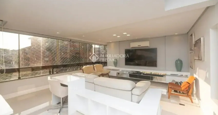 Apartamento de 2 dormitórios com 1 vaga no bairro Lindóia