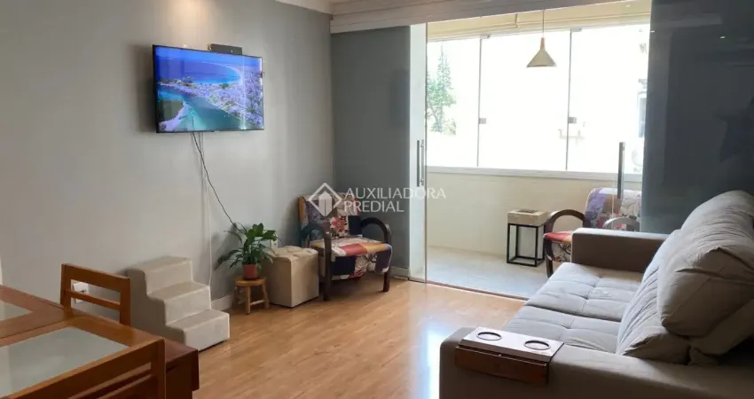 Apartamento com 2 quartos à venda na Avenida do Forte, 942, Vila Ipiranga, Porto Alegre