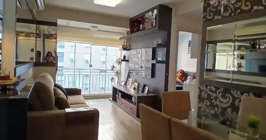 Apartamento à venda em Vila Ipiranga com 62 m², 2 quartos, 1 suíte, 1 vaga