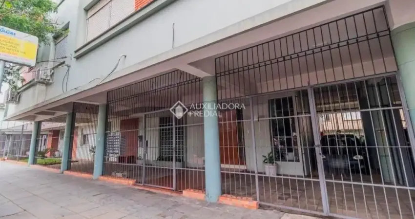 Amplo apartamento de 3 quartos no Bairro Partenon