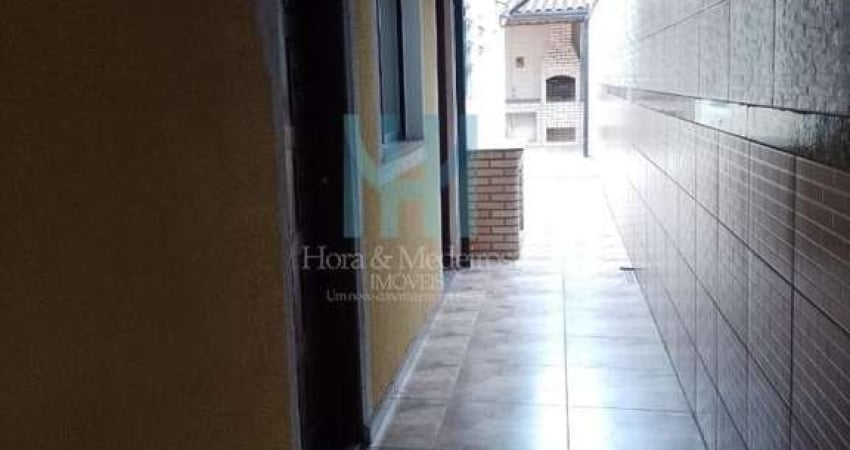 Casa em Condomínio para Locação em Itaquaquecetuba, Jardim Carolina, 2 dormitórios, 1 banheiro, 2 vagas