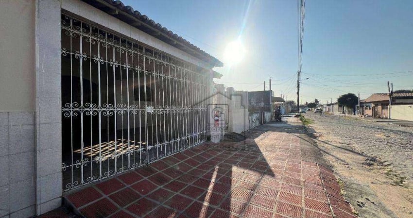Ampla Casa no Bairro Potengi - Venda - 4 quartos - Natal/RN - CA0173