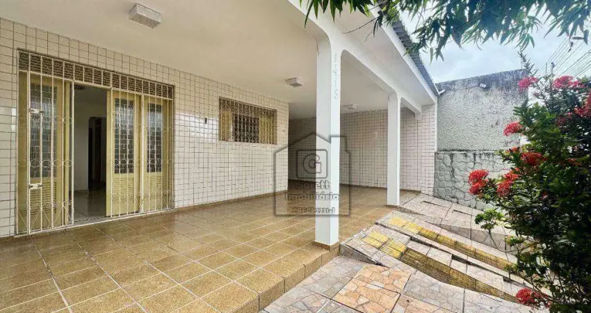 Casa à Venda no Barro Vermelho – Espaço, Conforto e Localização Estratégica - 4 Quartos - Natal/RN - CA0554
