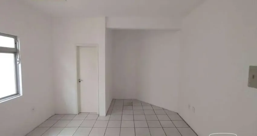 Sala para alugar, 20 m² por R$ 956,26/mês - Barreiros - São José/SC