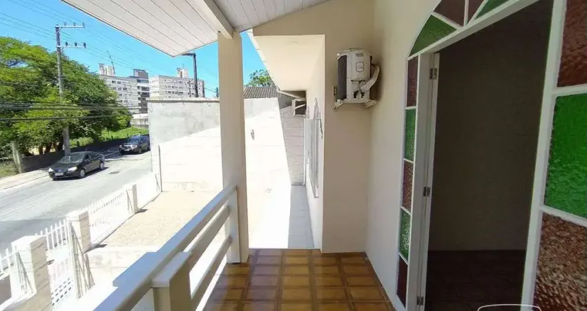 Casa à venda, 139 m² por R$ 990.000,00 - Roçado - São José/SC