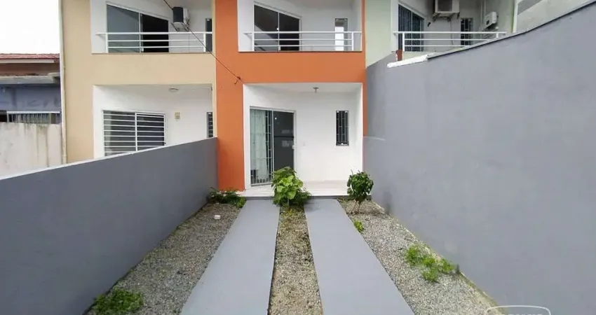 Casa com 2 dormitórios à venda, 63 m² por R$ 265.000,00 - Flor de Napolis - São José/SC