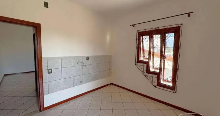 Apartamento com 1 dormitório para alugar, 28 m² por R$ 900,00/mês - Barreiros - São José/SC