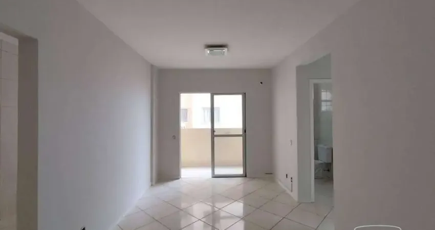 Apartamento com 2 dormitórios para alugar, 50 m² por R$ 2.307,70/ano - Areias - São José/SC