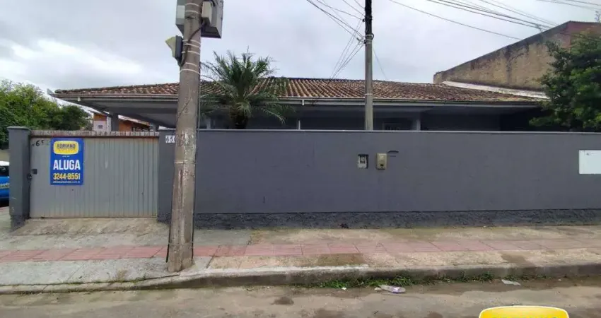 Casa com 3 dormitórios para alugar, 126 m² por r$ 3.026,99/mês - forquilhas - são josé/sc