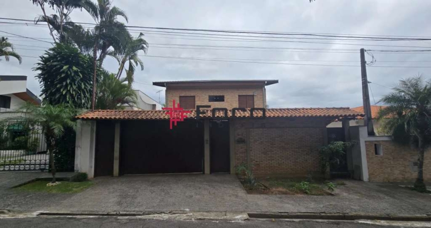 Sobrado para venda e locação de 393m² | 03 dormitórios, sendo 01 suíte e 03 vagas de garagem | Jardim Esplanada II - São José dos Campos