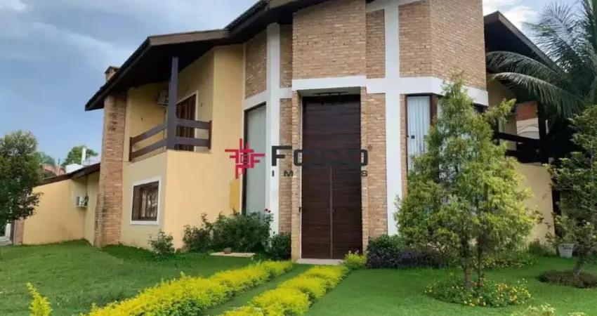 Casa com 4 suítes à venda no Condomínio Esplanada do Sol - 360m²